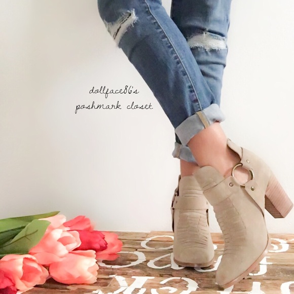 Seychelles Shoes - Seychelles Sand Suede Leather Ankle Boots